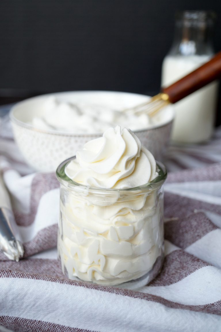 the easiest stabilized whipped cream The Baking Fairy