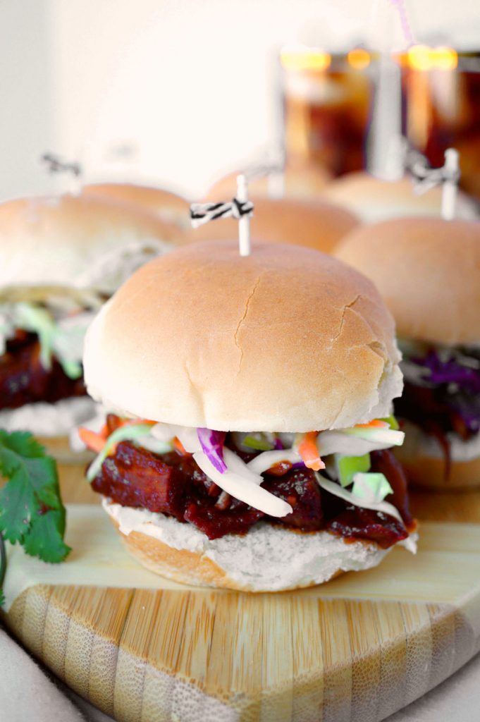 Vegan Bbq Jackfruit Sliders With Green Apple Slaw The Baking Fairy