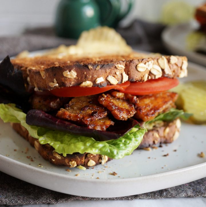 vegan BLT's with tempeh bacon - The Baking Fairy